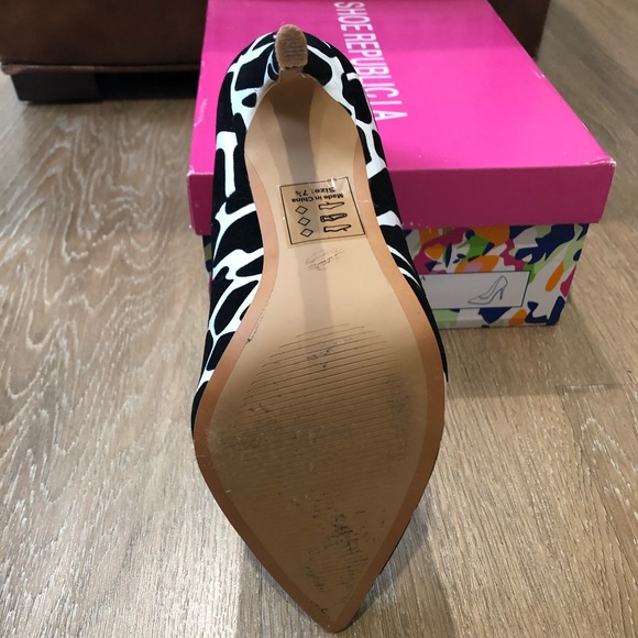 GIRAFFE BLACK PRINT POINTED TOE HIGH HEEL PUMP - Picture 7 of 8